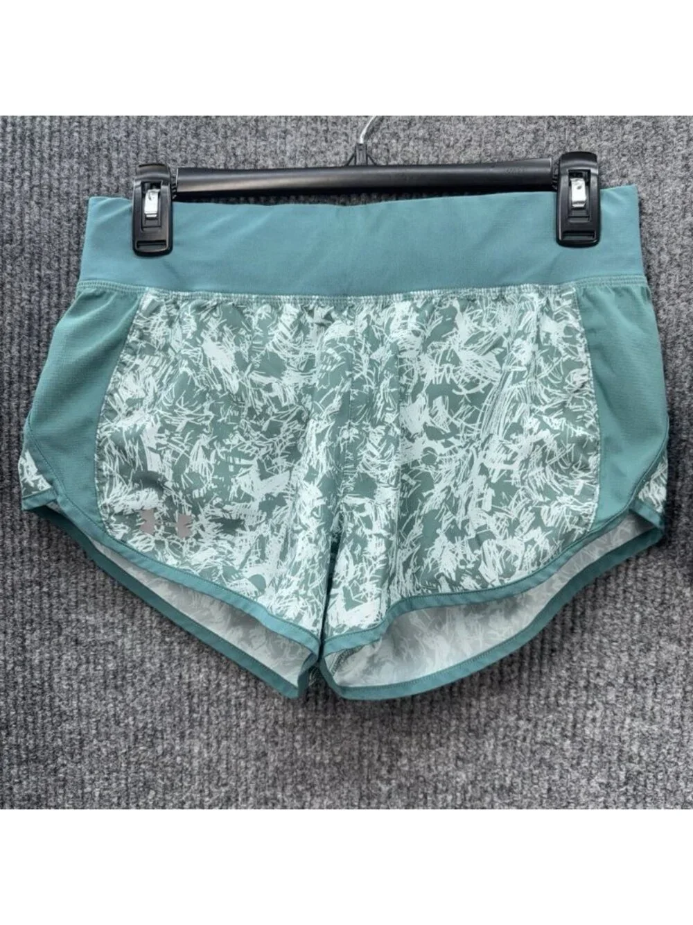 Lot Of 2 Under Armour Shorts Women Small Speedpocket Run Heatgear Fitted Lined - Picture 3 of 14